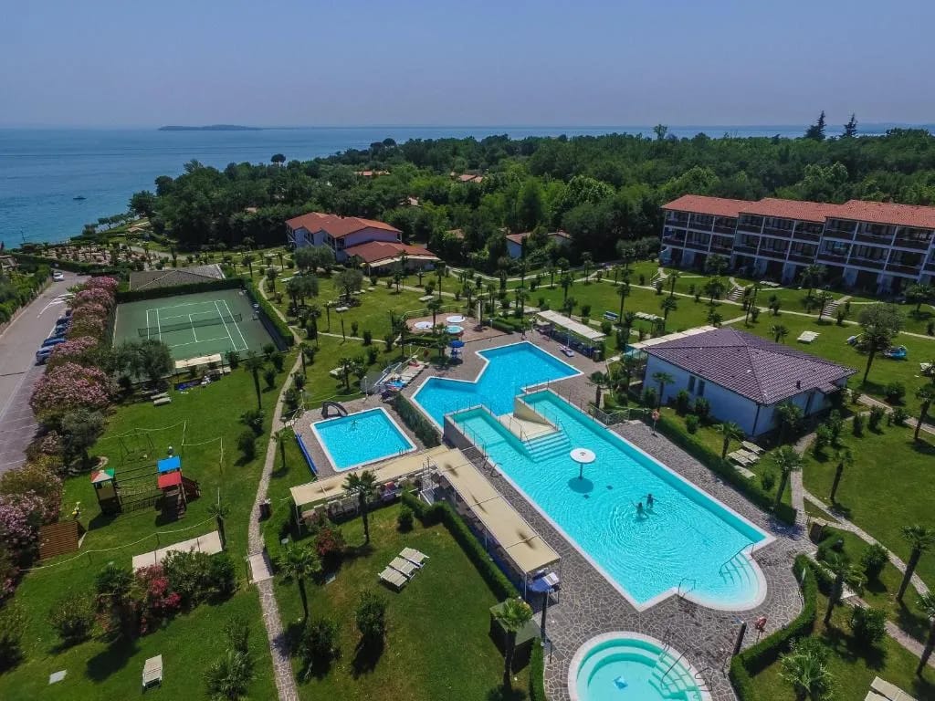 Apparthotel San Sivino - Hotel de 3 estrellas en Manerba del Garda, Lake Garda - photo 1