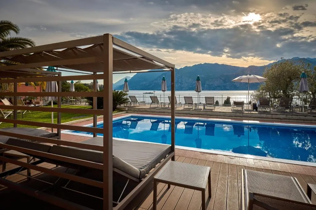 Hotel Capri - Hôtel 3 étoiles, Malcesine (North Shore), Lake Garda - photo 1
