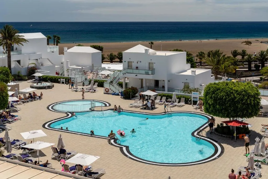 Hotel Lanzarote Village - 4-star hotel in Puerto del Carmen, Lanzarote - photo 1