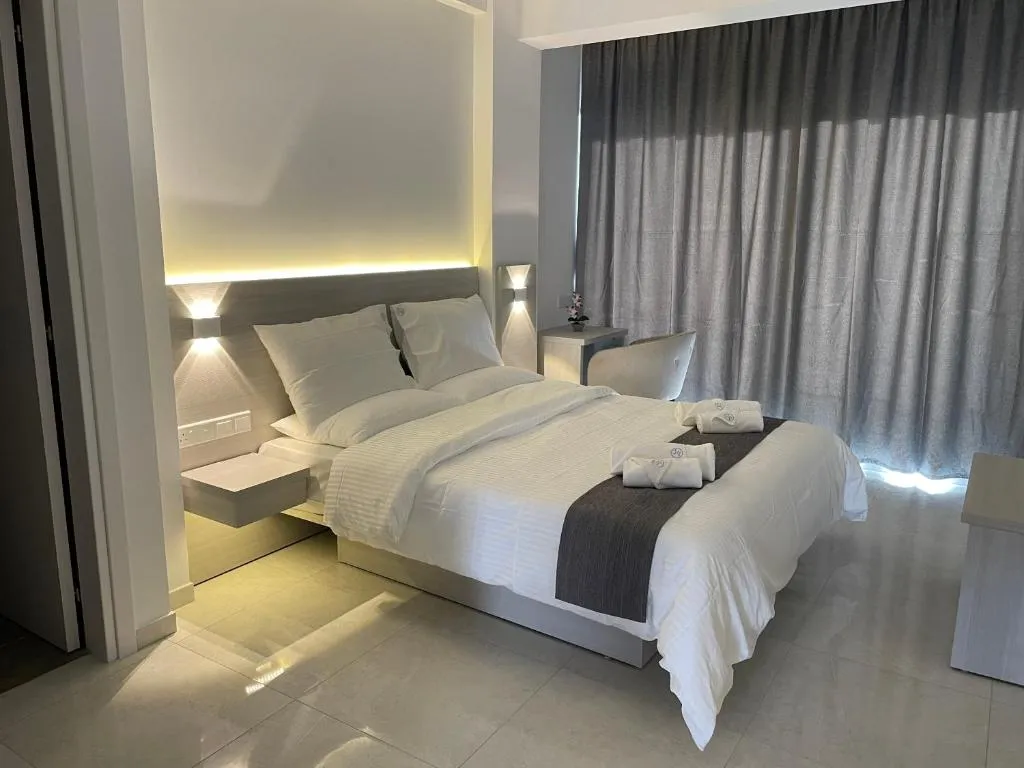 La Veranda Hotel - Hotel de 3 estrelas em Larnaca centre, Larnaca - photo 1