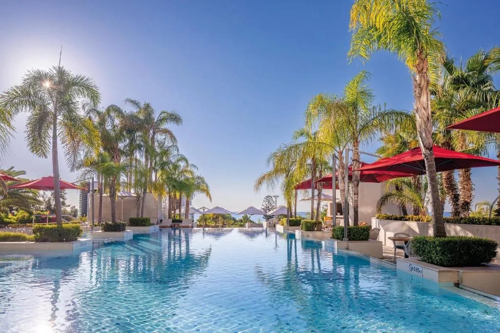Four Seasons Hotel - Hotel de 5 estrellas en 67-69 Amathountos Avenue, Limassol - photo 1