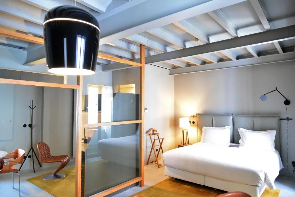Raw Culture Art & Lofts Bairro Alto - 5-star hotel in Bairro Alto, Lisbon - photo 1