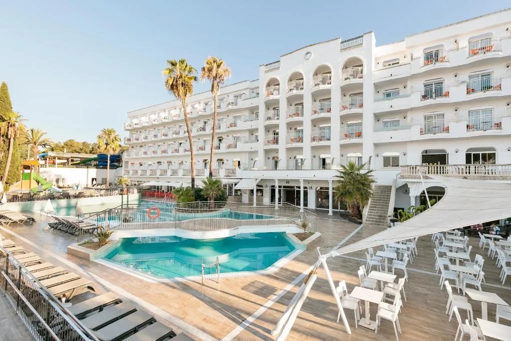 Hotel Best Lloret Splash - Hotel de 4 estrelas em , Lloret de Mar - photo 1