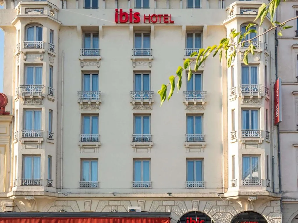 ibis Lyon Centre Perrache - 3-star hotel in Presqu'île — 2nd arr., Lyon - photo 1