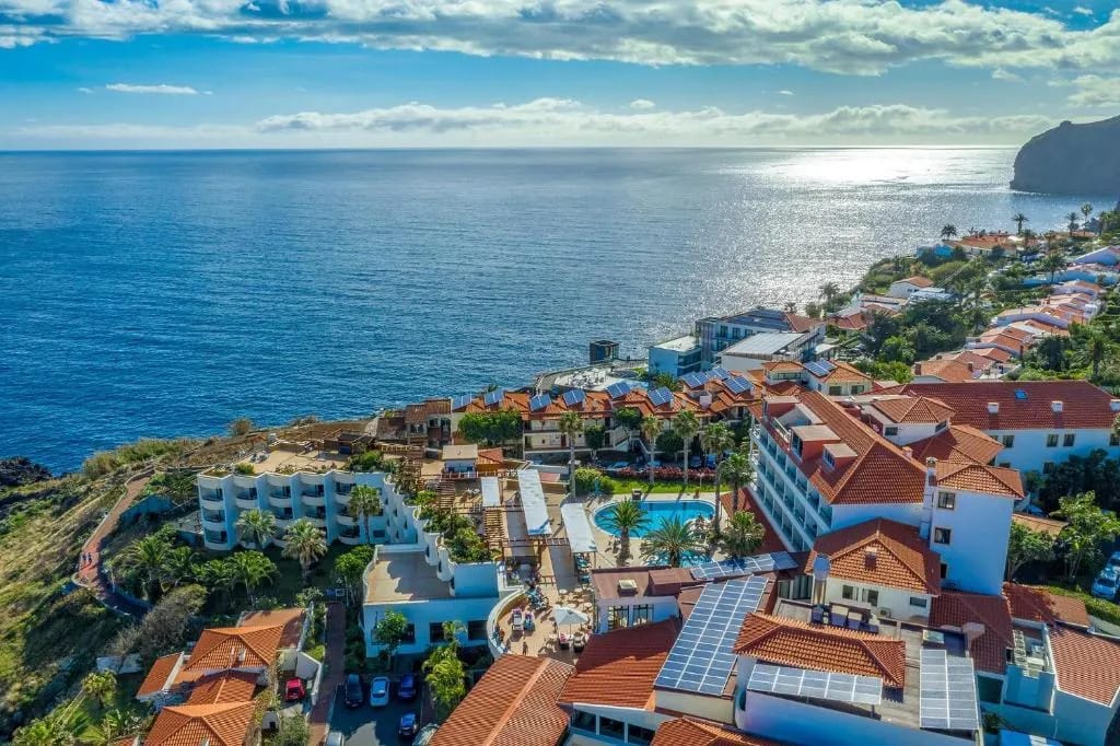 Sentido Galosol - 4-star hotel in Caniço de Baixo (clifftop), Madeira - photo 1