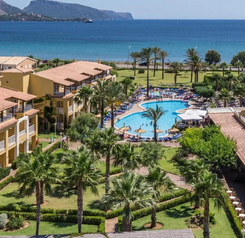 Club del Sol Aparthotel - 4-star hotel in Port de Pollensa, Mallorca - photo 1