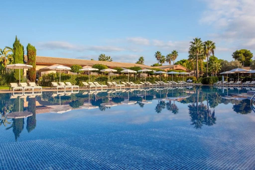 Valentin Playa de Muro resort with pool and garden, Mallorca