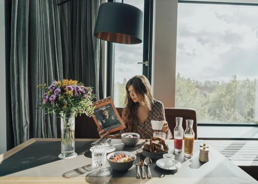 Exterior do hotel Andaz Munich Schwabinger Tor na Leopoldstrasse