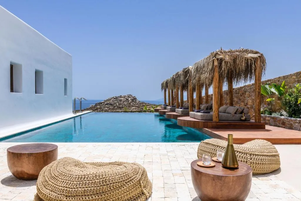 Charisma Hotel and Wellness Club - 4-star hotel in Plintri Agios Isidoros, Mykonos - photo 1