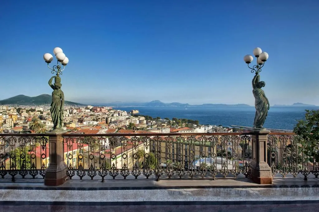 Grand Hotel Parker's - Hotel de 5 estrellas en Chiaia (Corso Vittorio Emanuele), Naples - photo 1