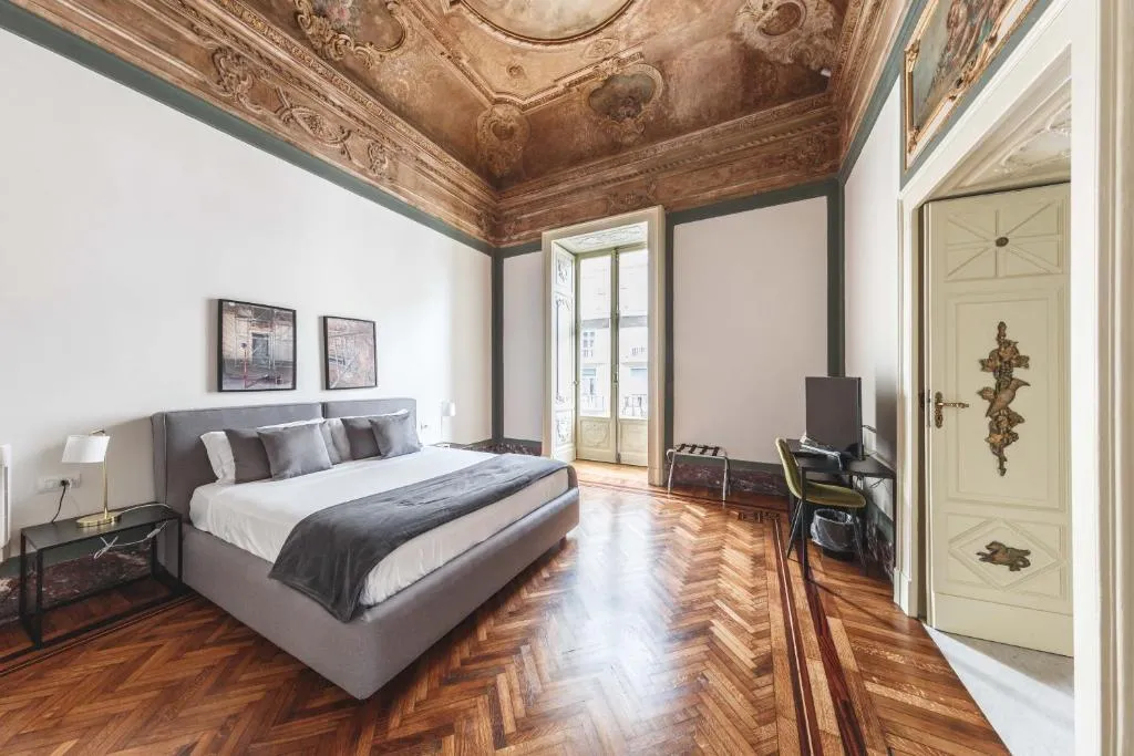 Relais Della Porta - Hotel de 4 estrellas en Toledo (9-min walk to Maschio Angioino), Naples - photo 1