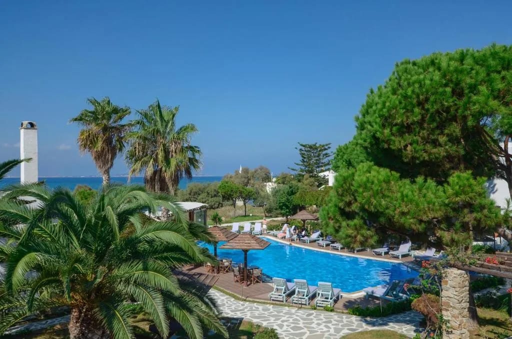 Alkyoni Beach Hotel - 4-star hotel in Agios Georgios beach, Naxos Town, Naxos - photo 1