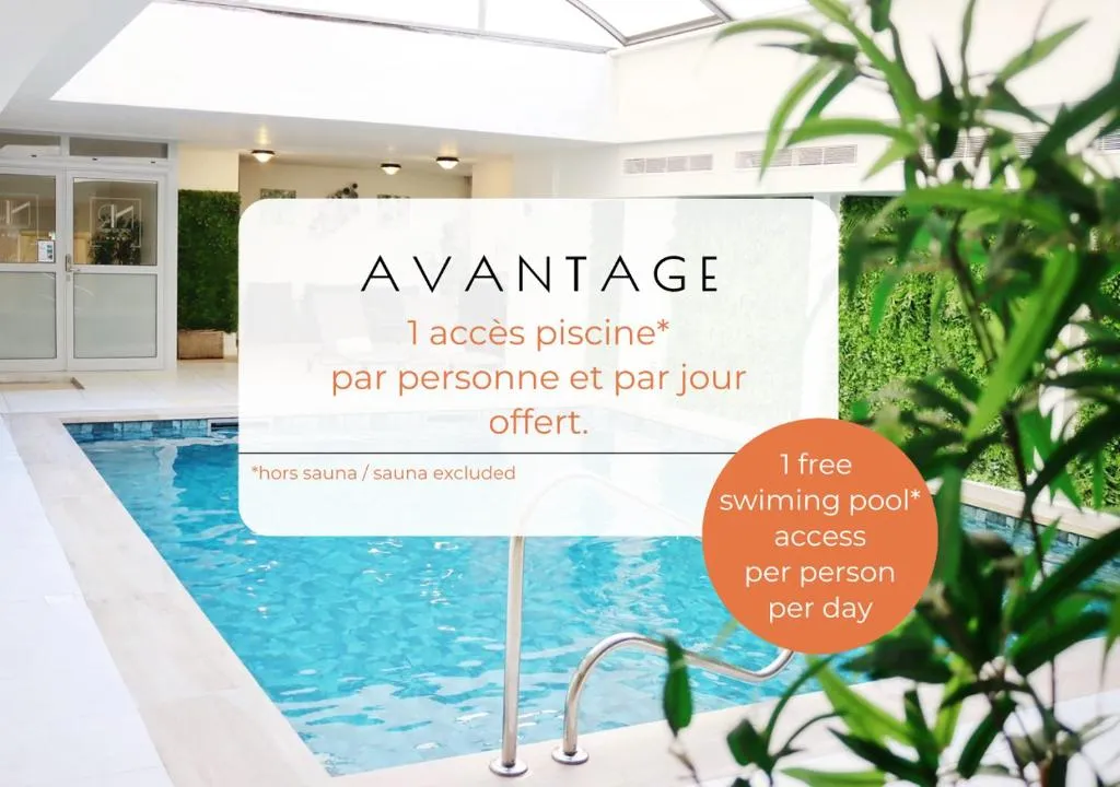 Fachada del Hotel Nice Riviera en rue Pastorelli, centro de Niza