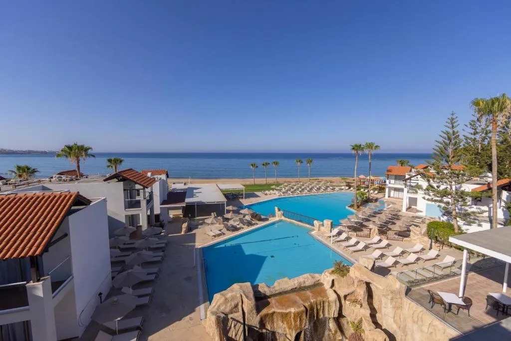 Parque aquático do Kapetanios Aqua Resort, Coral Bay