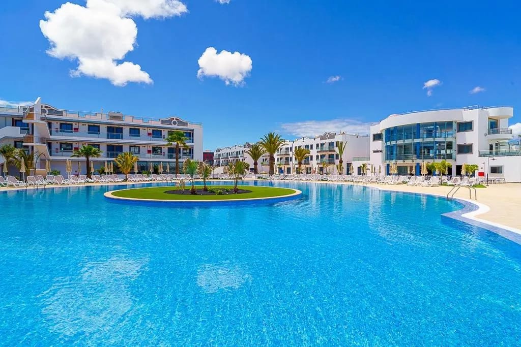 Hotel Cordial Marina Blanca - 4-star hotel in Playa Blanca, Playa Blanca - photo 1