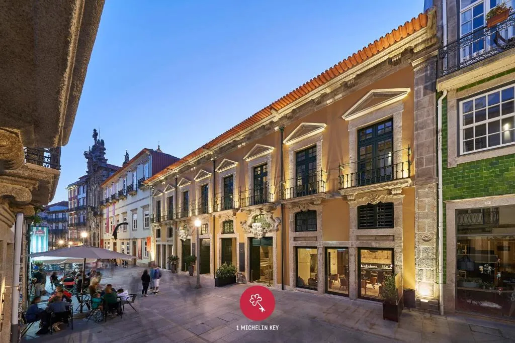 PortoBay Flores hotel on Rua das Flores in Porto