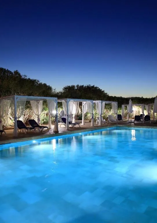 Relais Masseria Casina dei Cari - Hotel de 4 estrellas en Presicce, Salento, Puglia - photo 1