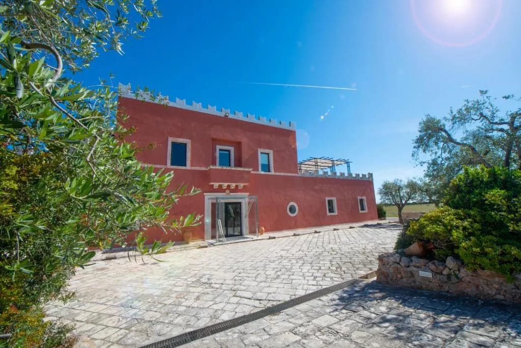 Grand Hotel Masseria Santa Lucia - 4-star hotel in Ostuni, Puglia - photo 1