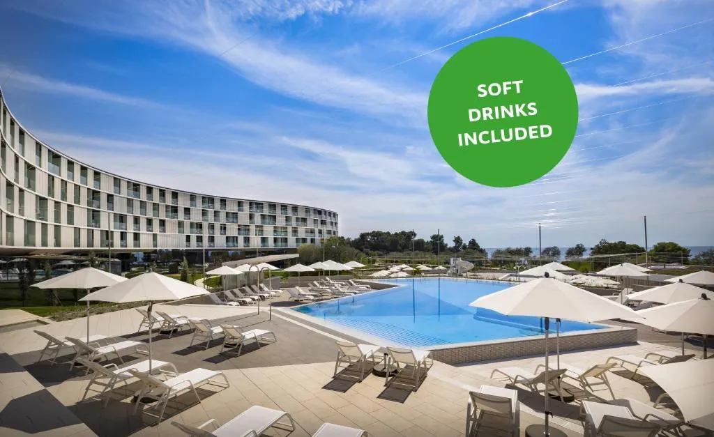Maistra Select Family Hotel Amarin - Hotel de 4 estrelas em Amarin peninsula, 4 km north of old town, Rovinj - photo 1