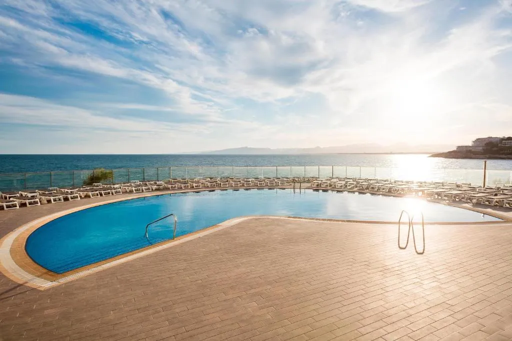 Hotel Best Negresco - 4-star hotel in Calle Replanells, Salou - photo 1