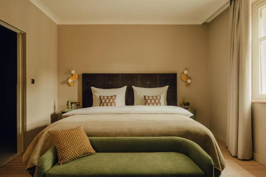 Design Hotel zum Hirschen Salzburg - 4-star hotel in Elisabeth-Vorstadt, Salzburg - photo 1