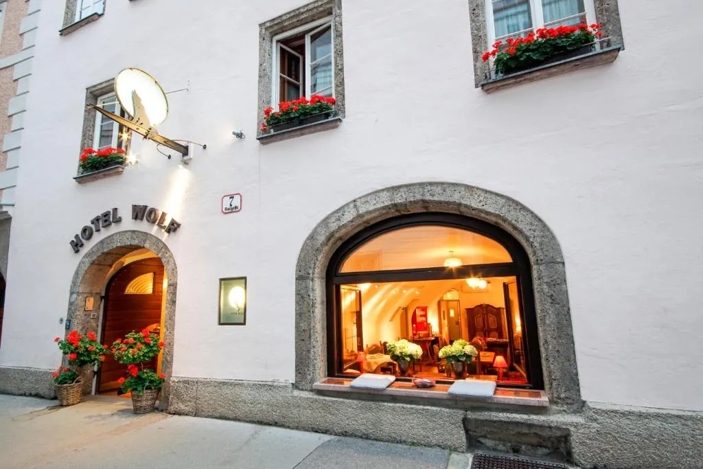 Hotel Wolf - Hôtel 4 étoiles, Altstadt, Salzburg - photo 1
