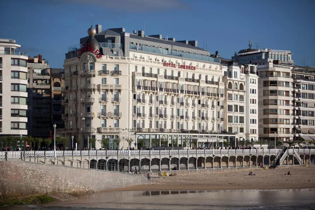 Hotel de Londres y de Inglaterra - Hôtel 4 étoiles, La Concha seafront, central, San Sebastián - photo 1
