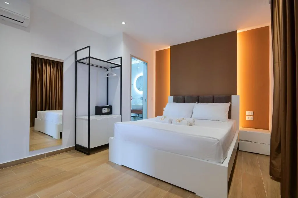 ADORA's VIEW HOTEL - Hôtel 3 étoiles, Hilltop, Saranda, Sarande - photo 1