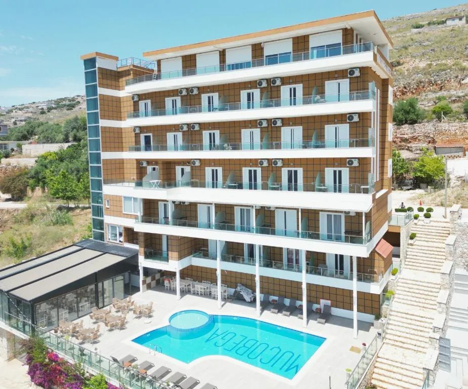Mucobega Hotel 2 - Hotel de 4 estrellas en Sarandë, Sarande - photo 1