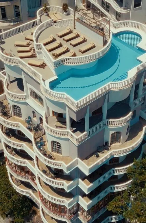 Hotel Di Monte Cristo - Roof Pool - 4-star hotel in Sarandë, Sarande - photo 1