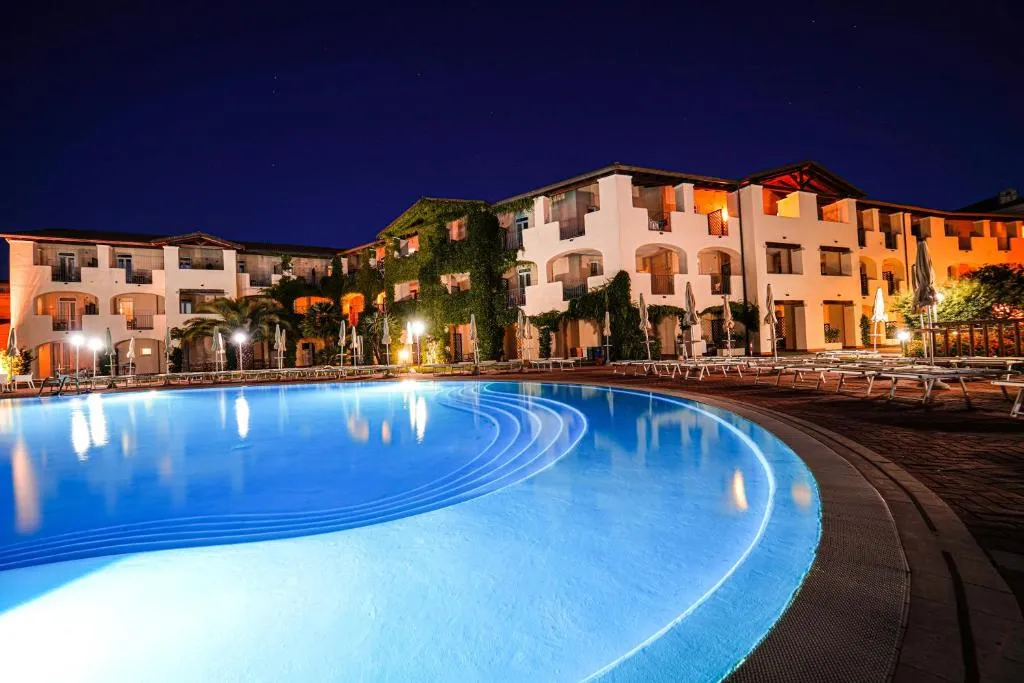 Cala della Torre La Caletta - Hotel de 4 estrellas en La Caletta, Sardinia - photo 1