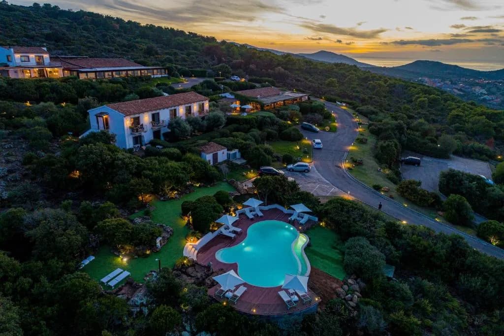 Il Borgo BagaBaga country retreat with pool in Castelsardo, Sardinia