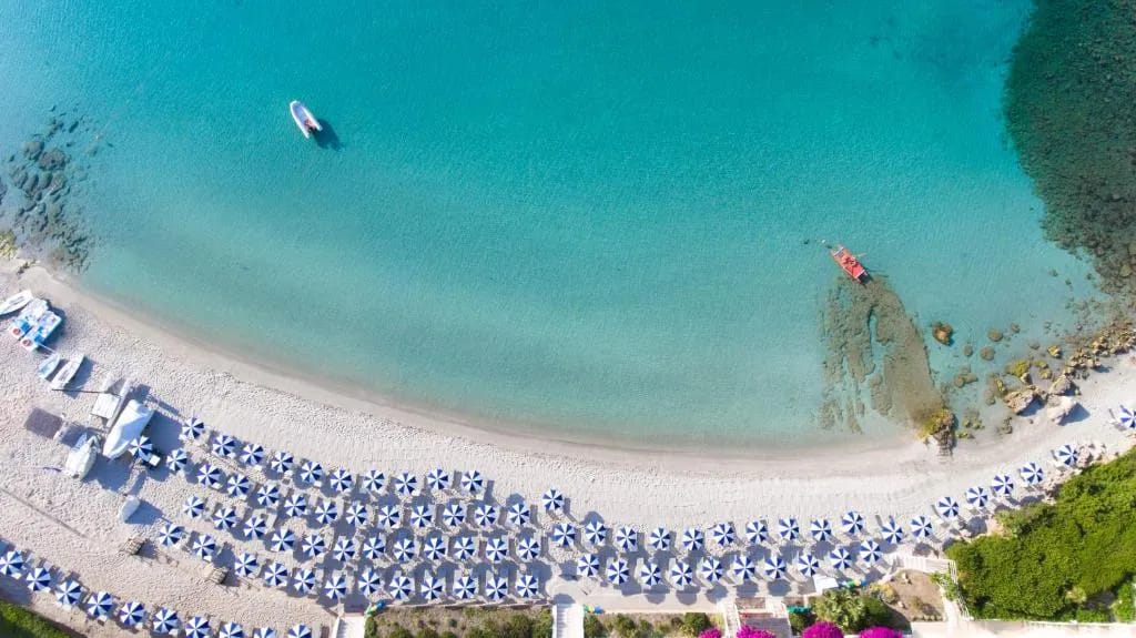 Hotel Dei Pini frente al mar en Alghero, Cerdeña