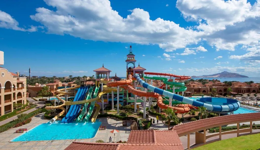 Charmillion Gardens Aquapark - Hotel de 5 estrellas en Nabq Bay, Sharm El Sheikh - photo 1