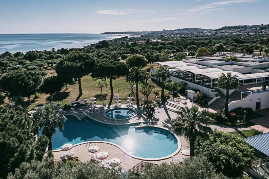 MClub Alicudi - Hotel de 4 estrelas em Sciacca, South Coast, Sicily - photo 1
