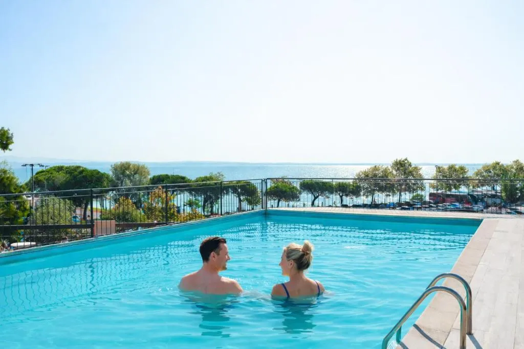 Alevic Hotel Sirmione - Hôtel 4 étoiles, Sirmione peninsula, Sirmione - photo 1