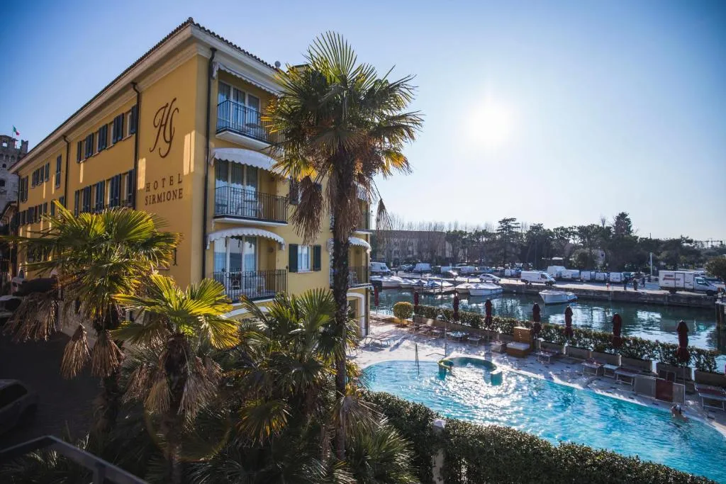 Hotel Sirmione Terme - Hôtel 4 étoiles, Old town, Sirmione - photo 1