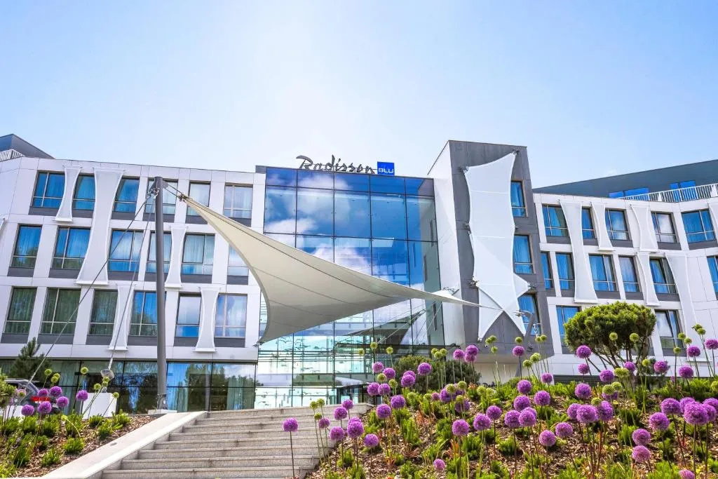 Radisson Blu Hotel Sopot - Hotel de 4 estrelas em Karlikowo (Aquapark Sopot border), Sopot - photo 1