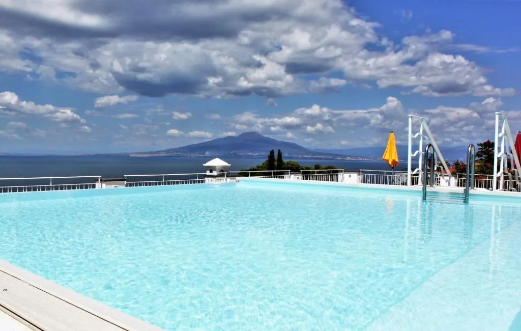 Boutique Hotel Helios - Hotel de 4 estrellas en Sorrento, Sorrento - photo 1