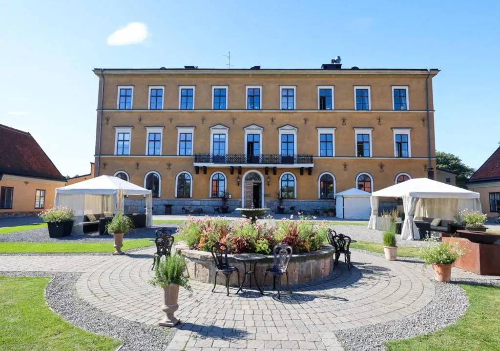 Ulfsunda Slott - 4-star hotel in Bromma, Stockholm - photo 1