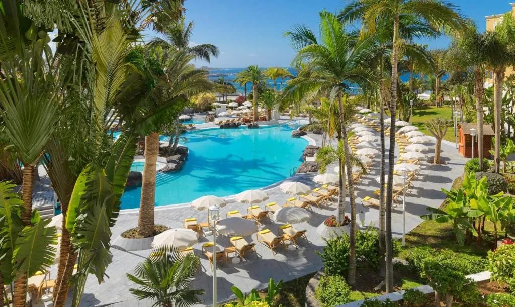 Jardins e piscina do Adrián Hoteles Jardines de Nivaria, Costa Adeje Tenerife