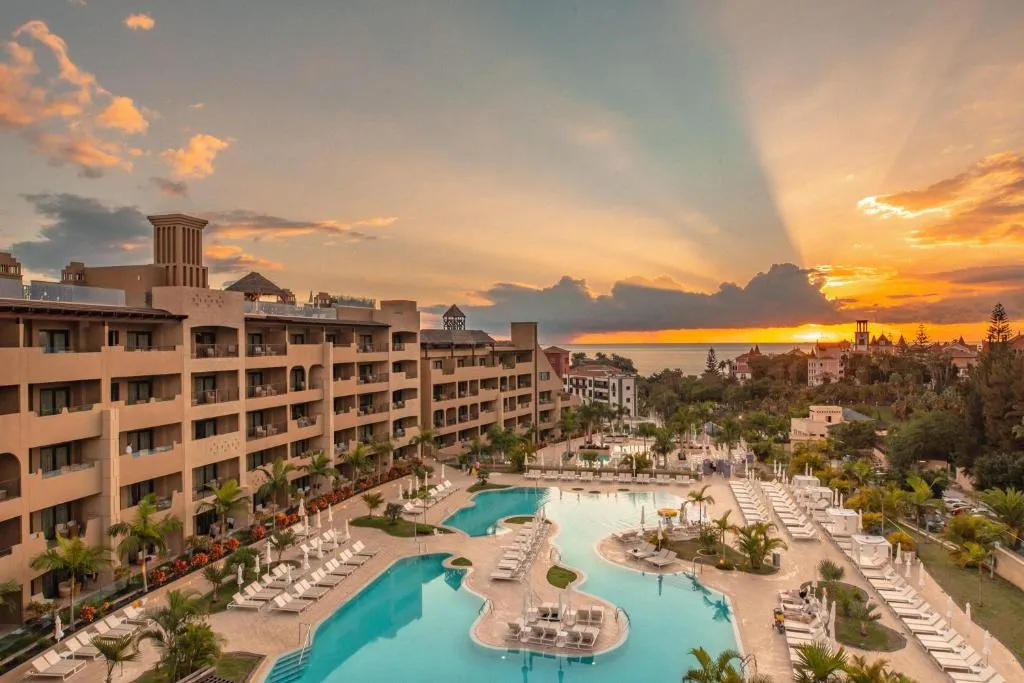 GF Victoria - Hôtel 5 étoiles, Costa Adeje (Playa Fañabé), Tenerife - photo 1