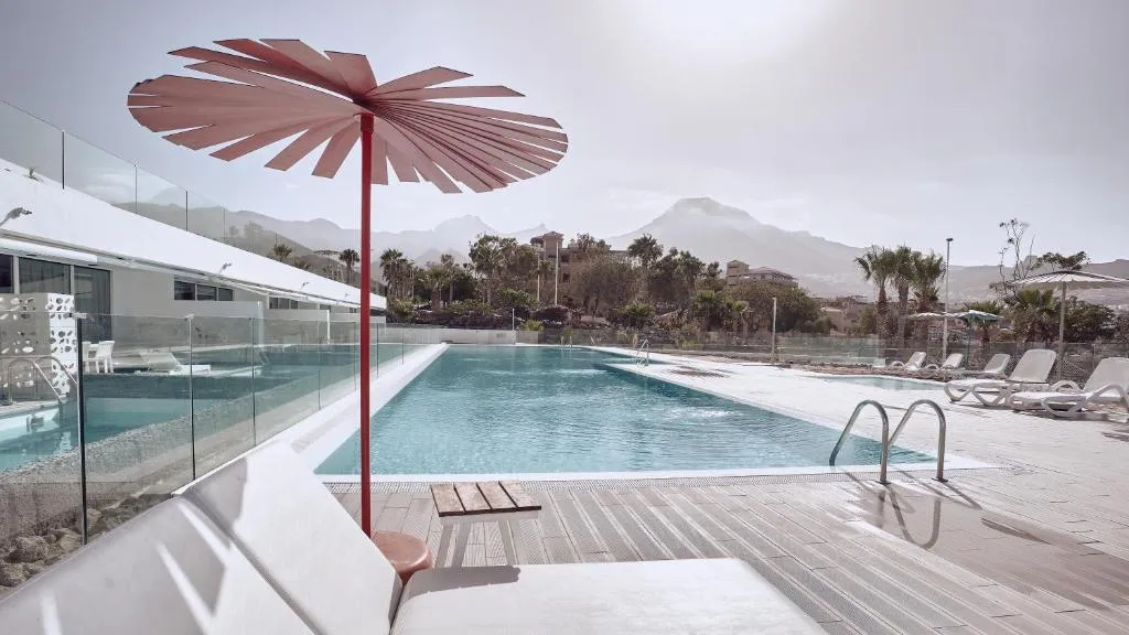 Domes Baobab Suites - 5-star hotel in Costa Adeje (Roques del Salmor), Tenerife - photo 1