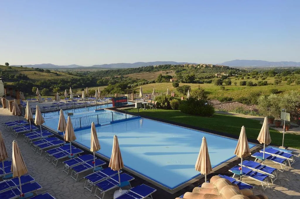 Borgo Magliano Resort - 4-star hotel in Magliano in Toscana, Tuscany - photo 1