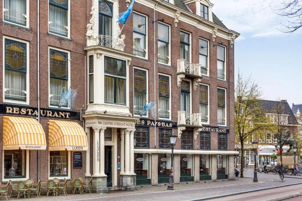 NH Centre Utrecht Hotel - Hôtel 3 étoiles, City Centre — Janskerkhof, Utrecht - photo 1