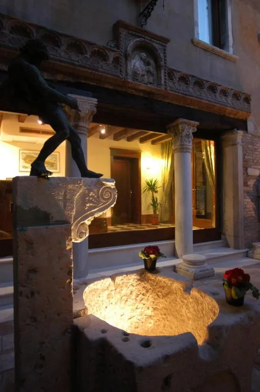 Hotel Al Ponte Mocenigo - Hotel de 3 estrelas em 30135 Venice, Venice - photo 1