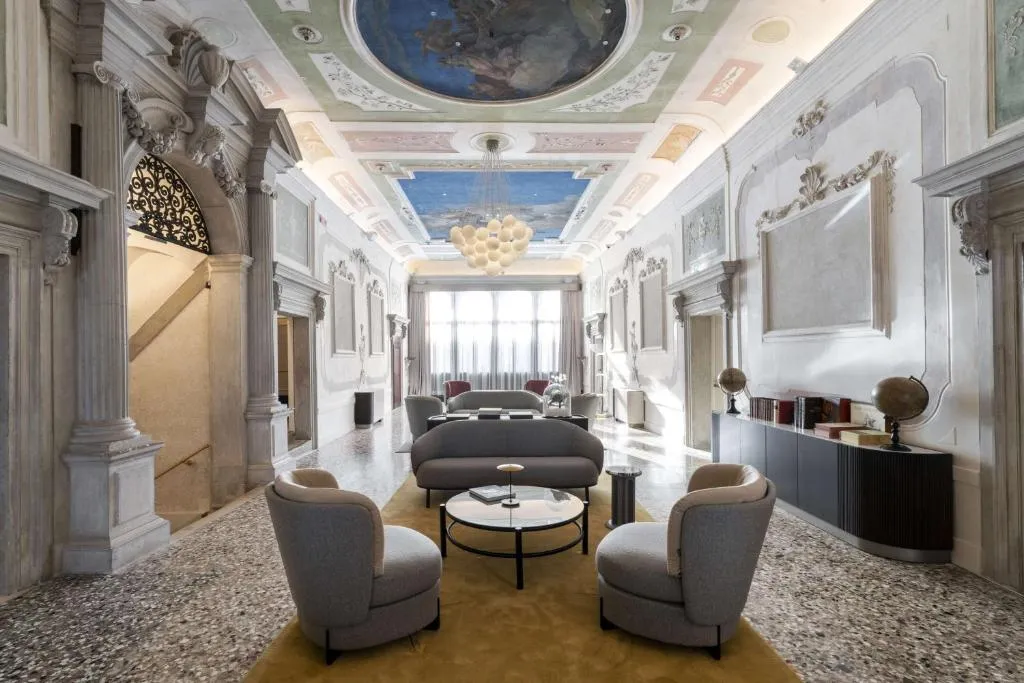 Radisson Collection Palazzo Nani - 5-star hotel in Cannaregio, Venice - photo 1