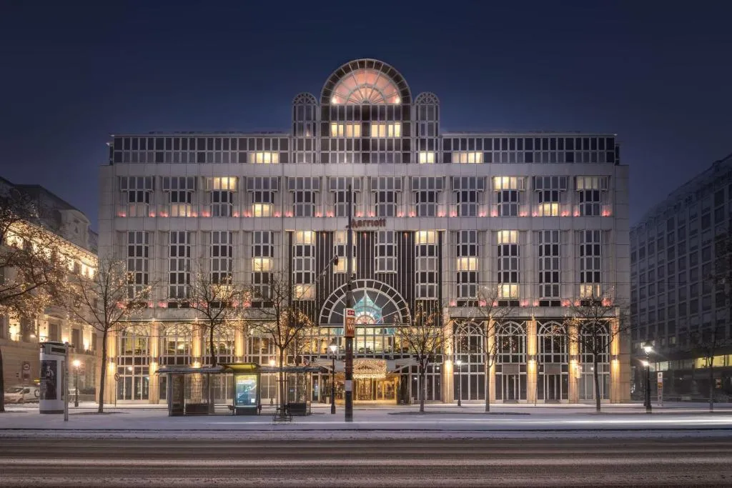 Extérieur du Vienna Marriott Hotel sur le boulevard Parkring