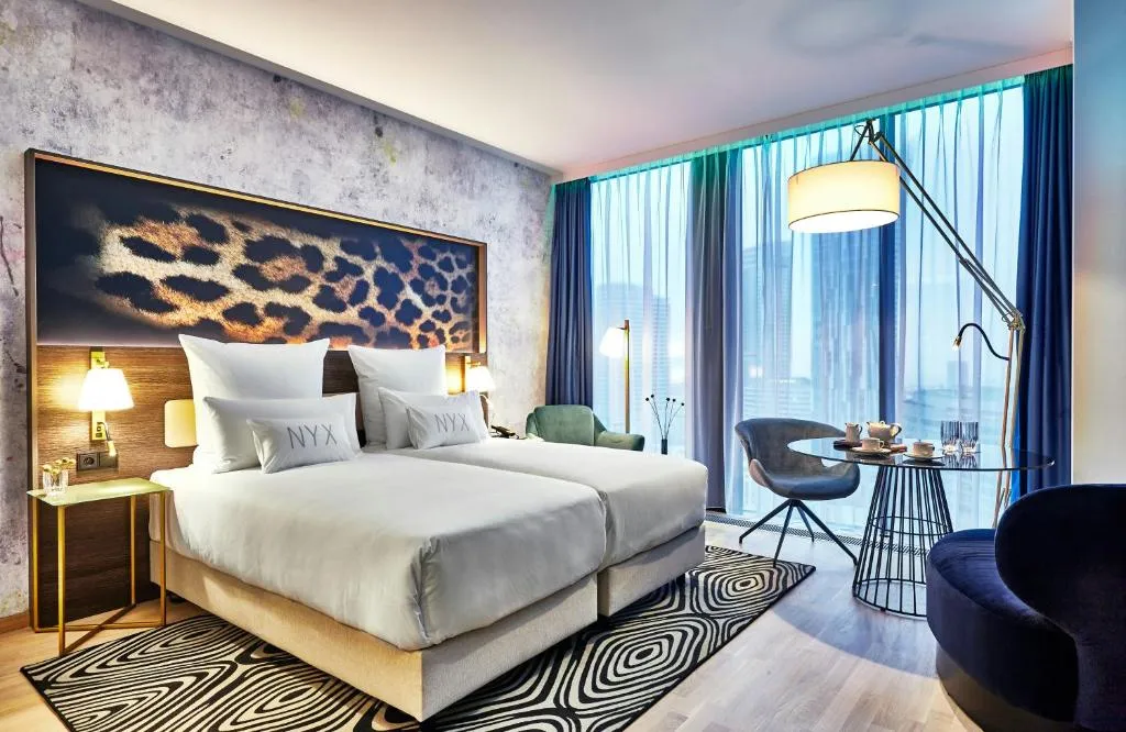 NYX Hotel Warsaw by Leonardo Hotels - Hotel de 4 estrellas en Śródmieście (City Centre), Warsaw - photo 1