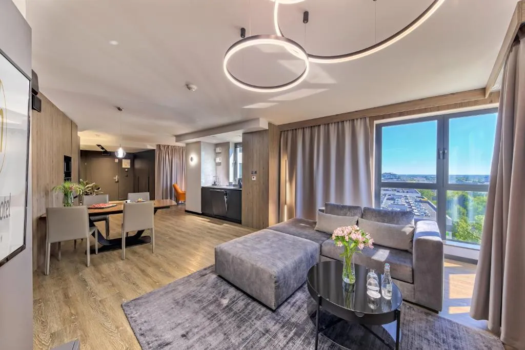 Focus Hotel Premium Warszawa - Hotel de 4 estrelas em Warsaw, Warsaw - photo 1